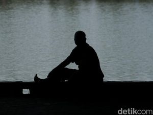 Pantai Parung Bogor Ditinggal Wisatawan, Garuda Tutup 97 Rute yang Buntung