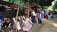 Para pedagang juga sudah kembali sibuk melayani pembeli. Foto: Tiara Rosana