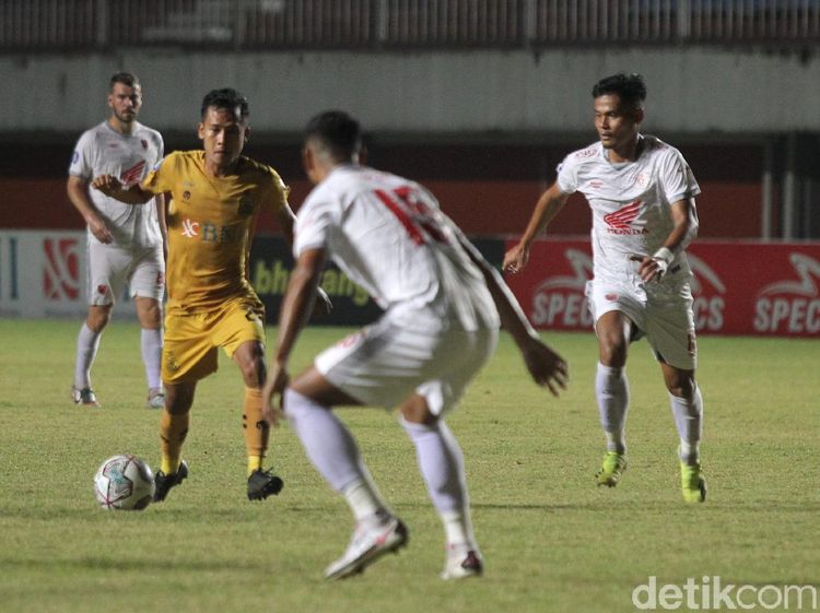 Sikat PSM 2-0, Bhayangkara FC Duduki Puncak Klasemen