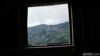 Untuk diketahui, Gunung Prau merupakan gunung yang masuk dalam wilayah Kabupaten Batang, Kabupaten Kendal, Kabupaten Temanggung, dan Kabupaten Wonosobo.