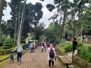 Asyik! Warga Ber-KTP Luar DKI Kini Boleh Masuk Ragunan Lagi