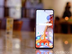 Unboxing Xiaomi 11T Pro, HP Snapdragon 888 Termurah di Indonesia