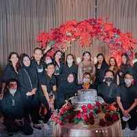 Ashanty baru saja merayakan ulang tahunnya yang ke-38 tahun. Beragam ucapan, doa dan kejutan pun diterima oleh istri dari Anang Hermansyah itu. Foto: Instagram/@ashantyasix