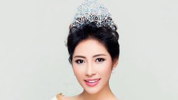 Foto Ratu Kecantikan Ngaku Diselingkuhi Suami karena Jerawatan Saat Hamil