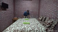 Sekalipun homestay halal atau syariah, rata-rata pengunjungnya warga keturunan Tionghoa baik itu dari Jogja, Surabaya, Jakarta maupun kota lainnya. Respons para pengunjung tersebut, katanya, mencari homestay halal karena ingin anak-anaknya aman. (Eko Susanto/detikcom)