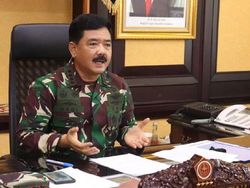 DPR Setujui Pemberhentian dengan Hormat Panglima TNI Marsekal Hadi