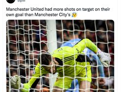 Meme Kocak David De Gea Kebingungan Mana Kawan Mana Lawan