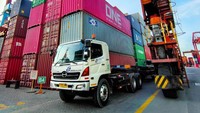 Seperti diketahui, PT Nusantara Pelabuhan Handal (PORT) adalah emiten yang bergerak pada bidang kepelabuhan yang fokus pada pengoperasian terminal peti kemas, penyedia jasa operator, suplai dan modifikasi peralatan pelabuhan. Di tengah terus berkembangnya industri, PT Nusantara Pelabuhan Handal (PORT) atau NPH pun terus menjaga dan meningkatkan service excellence melalui berbagai pembaharuan dalam layanan Perseroan.