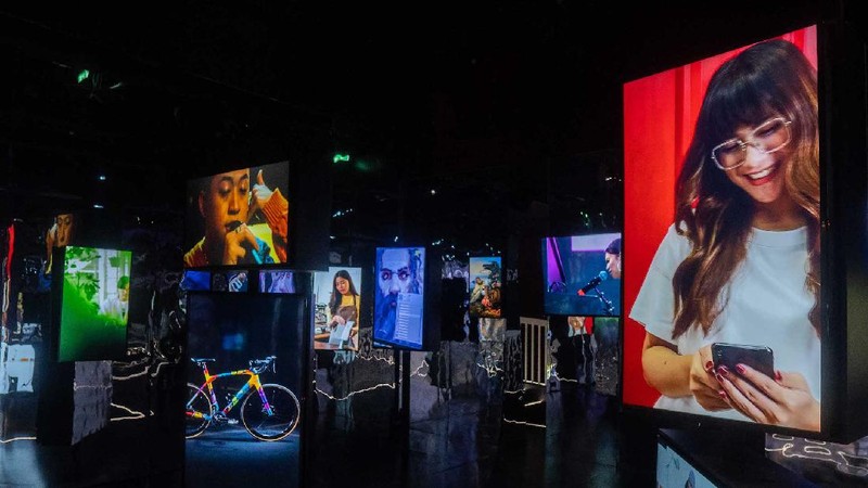 Pada perayaan National Day Expo 2020 di Dubai, Telkomsel ikut menunjukkan keunggulan dan potensi Indonesia dalam kemasan digitalisasi. Seperti apa sih bentuknya?