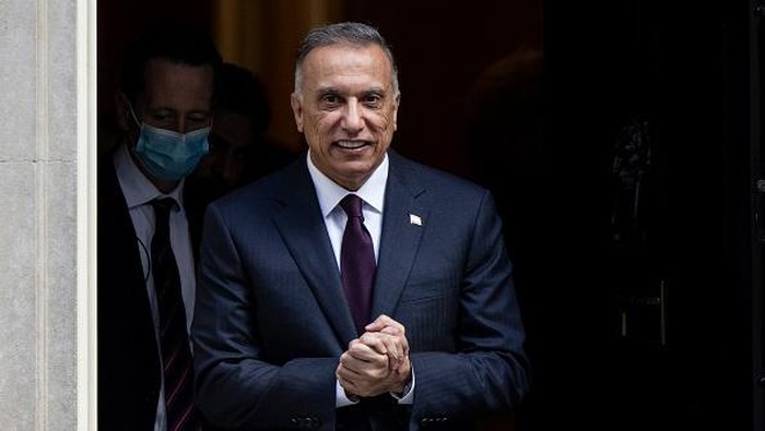 Kediaman Perdana Menteri Irak, Mustafa al-Kadhemi, diserang drone. Mustafa al-Kadhemi pun dilaporkan selamat dalam insiden serangan tersebut.