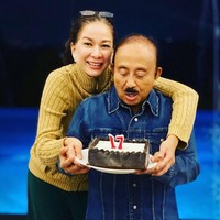 Saat ini pernikahan Donna dan Abdul Latief sendiri sudah menginjak kurang lebih 18 tahun. Walaupun usia pernikannya sudah tak muda lagi, namun keduanya masih terlihat romantis dan kompak. Foto: Instagram/@donna.latief