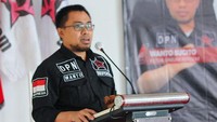 Kali ini, Wanto yang juga seorang aktivis 98 sedang memanaskan mesin Repdem di Jawa Timur agar seluruh kadernya di Jawa Timur berkontribusi dalam kemenangan hattrick PDI Perjuangan dalam pemilu 2024.