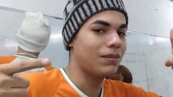 Pria ini seolah tengah menggenggam ice cream. Foto: Reddit via Brightside