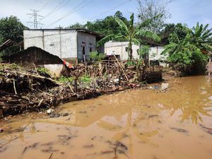 Banjir di Pasir Putih Depok Surut, Warga: Sempat Hampir 2 Meter