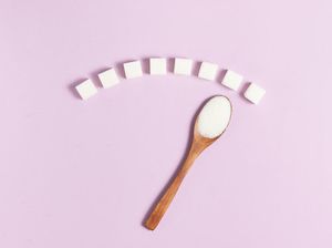 Perbedaan Gula Laktosa, Sukrosa, dan Fruktosa