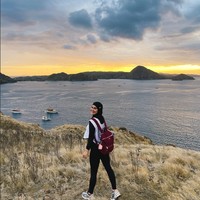 “Ada (turun-red) 10 kg. Aku ke dokter, dokter gizi. Jaga pola makan demi kesehatan,” katanya dalam wawancara dengan media di sela-sela menghadiri pengajian jelang pernikahan Ria Ricis. Foto: Dok. Instagram Irish Bella