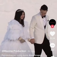 Wolipop mewawancarai Marsheilla Setiabudhi, sebagai pemilik jasa pernikahan atau wedding organizer (WO), Maxima Production. WO yang sudah berdiri sejak 2006 itu menjelaskan di balik video viral tersebut. Foto: Dok. Tangkap layar akun TikTok @maxima_pro.