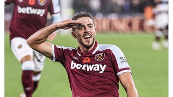 Liverpool akhirnya menelan kekalahan pertama musim ini, usai berhasil dikandaskan West Ham United 3-2. (Foto: Twitter)