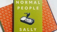 Ketika novel Normal yang terbit di 2018 rilis dan masuk daftar panjang atau longlist Man Booker Prize, nama Sally Rooney kembali melejit.  Foto: Amazon/ Istimewa