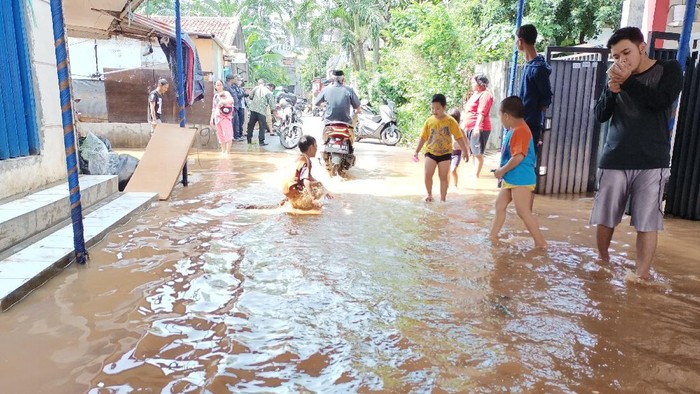 Permukiman Warga di Kembangan Jakbar