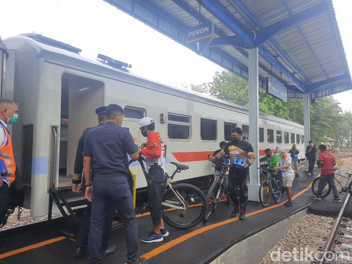 PT KAI di Sumbar Punya Layanan Kereta Bagasi Sepeda Non Lipat PT KAI di Sumbar Punya Layanan Kereta Bagasi Sepeda Non Lipat
