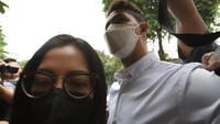Rachel Vennya dan Salim Nauderer akan kembali menjalani pemeriksaan polisi. Foto: Palevi/detikcom