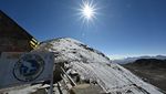 Salju yang Tersisa di Resor Ski Tertinggi Dunia
