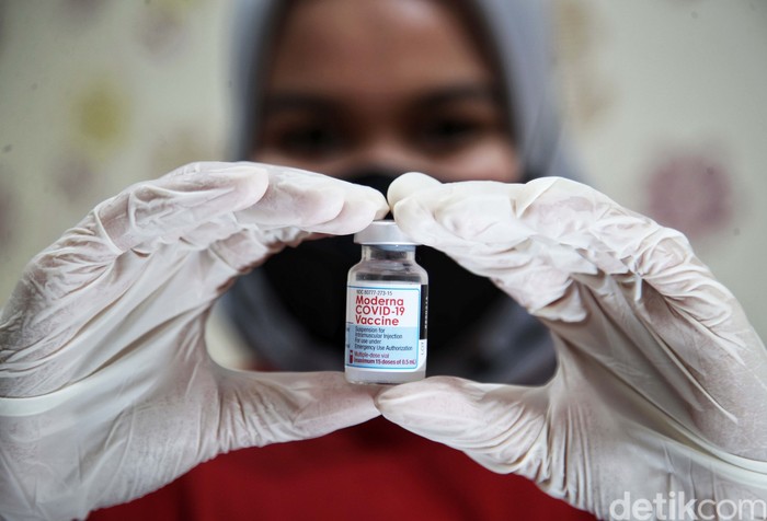 Vaksin Booster Akan Diberikan Gratis Bagi Kategori Ini, Simak Selengkapnya Vaksin Booster Akan Diberikan Gratis Bagi Kategori Ini, Simak Selengkapnya
