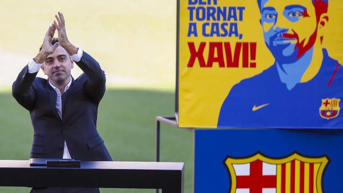 Xavi Hernandez akan menjalani debutnya sebagai pelatih Barcelona di laga melawan Espanyol akhir pekan ini (Foto: AP/Joan Monfort)