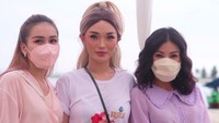 Ada juga Sarwendah dalam kesempatan itu. Foto: Instagram