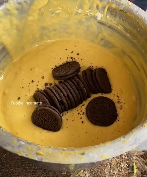 Aneh! Di India, Oreo Dibuat Gorengan Campur Cabe dan Kuah Kari