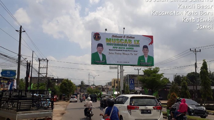 Baliho Suharso Monoarfa (dok. Achmad Baidowi).