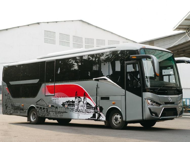Mewah! Laksana Rilis Bus Medium yang Punya Suites Cabin