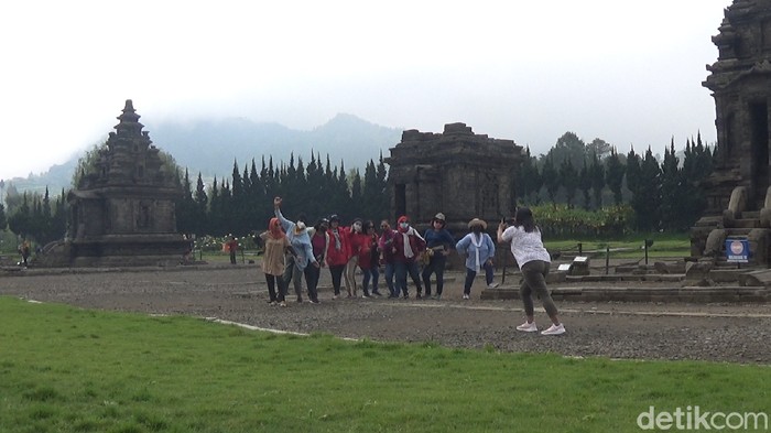 Komplek Candi Arjuna di Dieng.