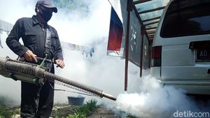 Cegah DBD Merebak, Permukiman Warga di Klaten Difogging
