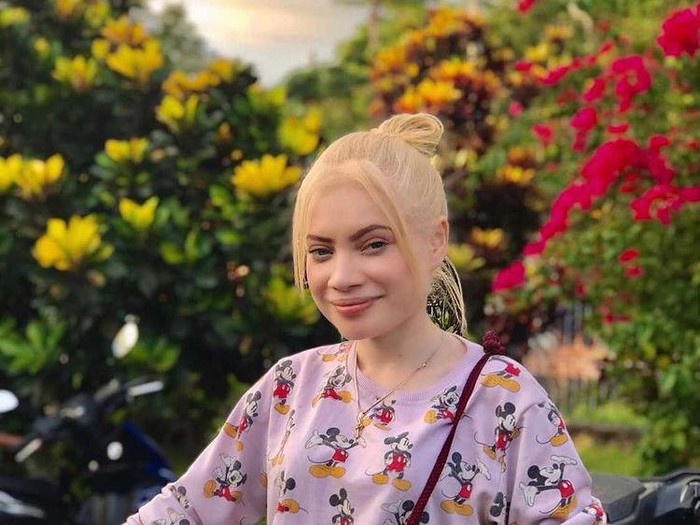Herolena Beroperay (Foto: Dok. Instagram @herolenacrionsa) Herolena Beroperay (Foto: Dok. Instagram @herolenacrionsa)