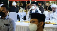 Angka ini masih di bawah Ganjar Pranowo (22,9%), Prabowo Subianto (20,0%), Anies Baswedan (13,5%), Ridwan Kamil (4,1%), dan AHY (3,3%).