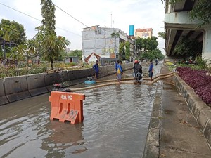 Dinas SDA Ungkap Penyebab Jl RE Martadinata Jakut Dilanda Banjir Rob