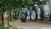 Mural ini juga manjadi sarana edukasi bagi warga sekitar.