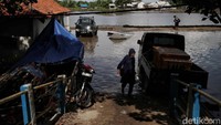 Kendaraan pun jadi cepat berkarat.