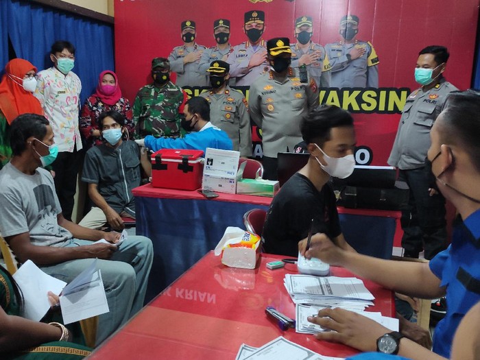 Polisi Sidoarjo kembali buka dua posko siaga vaksin 24 jam