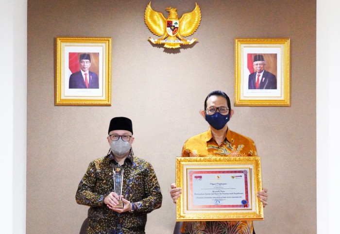 Program Wirausaha Pintar TASPEN Raih Penghargaan dari KemenPAN-RB