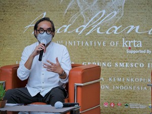 Proyek KRTA Hadirkan Produk Fesyen Modern dari Kain Tradisional