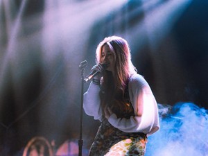 Fun Fact: Stephanie Poetri Takut Nyanyi di Panggung Gegara Ini