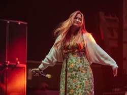 8 Potret Stephanie Poetri yang Sukses Tampil di HITC, Bikin Titi DJ Bangga