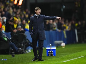 Aston Villa Lirik Steven Gerrard