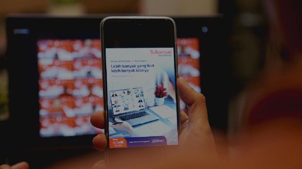 Berkolaborasi dengan Zoom, Telkomsel menghadirkan CloudX Meeting 2.0 dengan menawarkan beragam fitur untuk kebutuhan video conference bagi pelanggan korporasi.