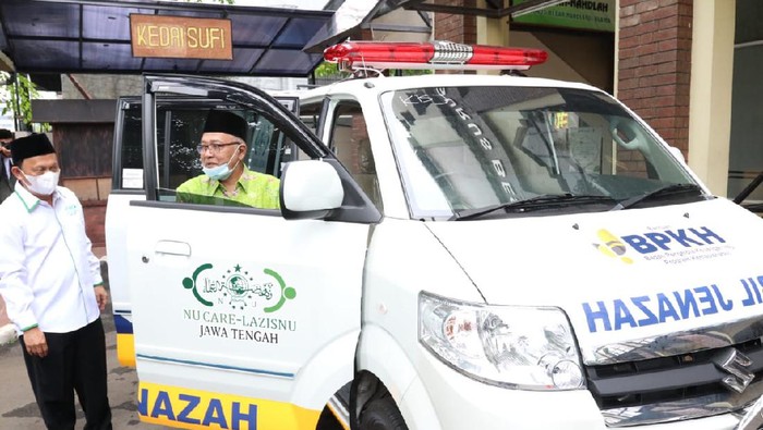 Program Kemaslahatan  BPKH program prioritas, pelayanan ibadah haji, Pendidikan dan dakwah, Kesehatan, ekonomi umat dan sosial keagamaan menyalurkan 3 unit kendaraan untuk kemaslahatan ummat.