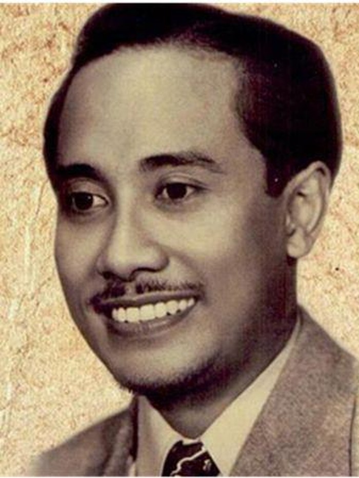 Biografi Bung Tomo Pengobar Semangat Tempur Di Surabaya