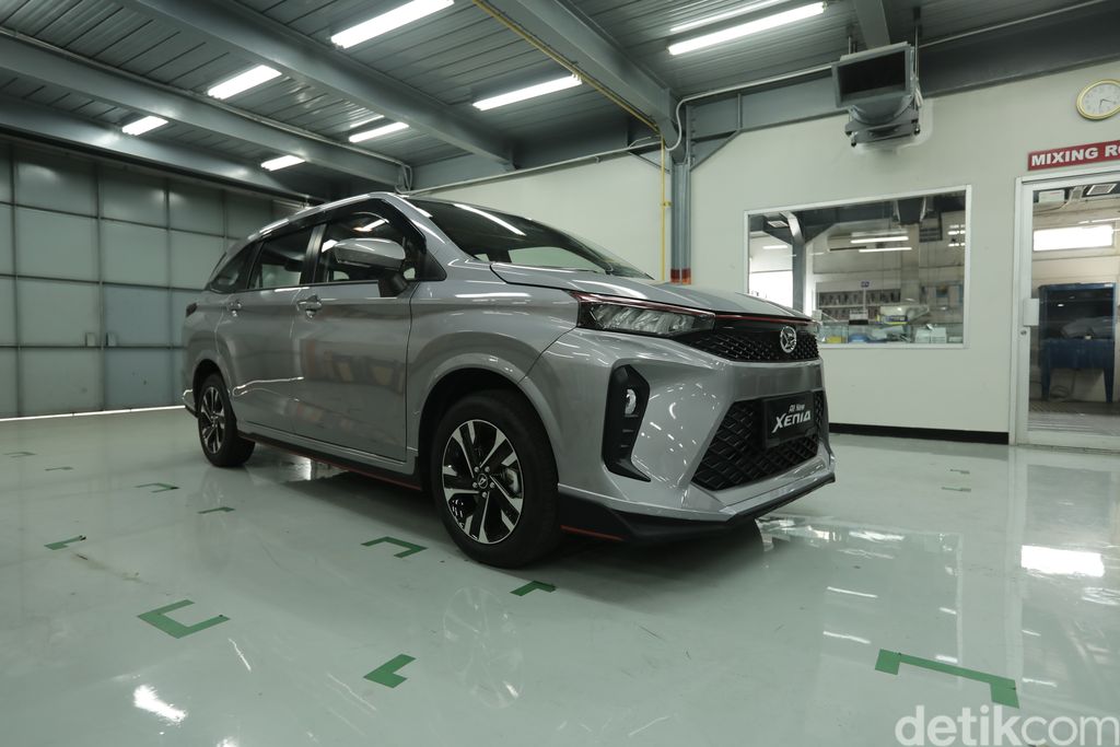 Daihatsu All New Xenia 1.5 R CVT ASA ADS